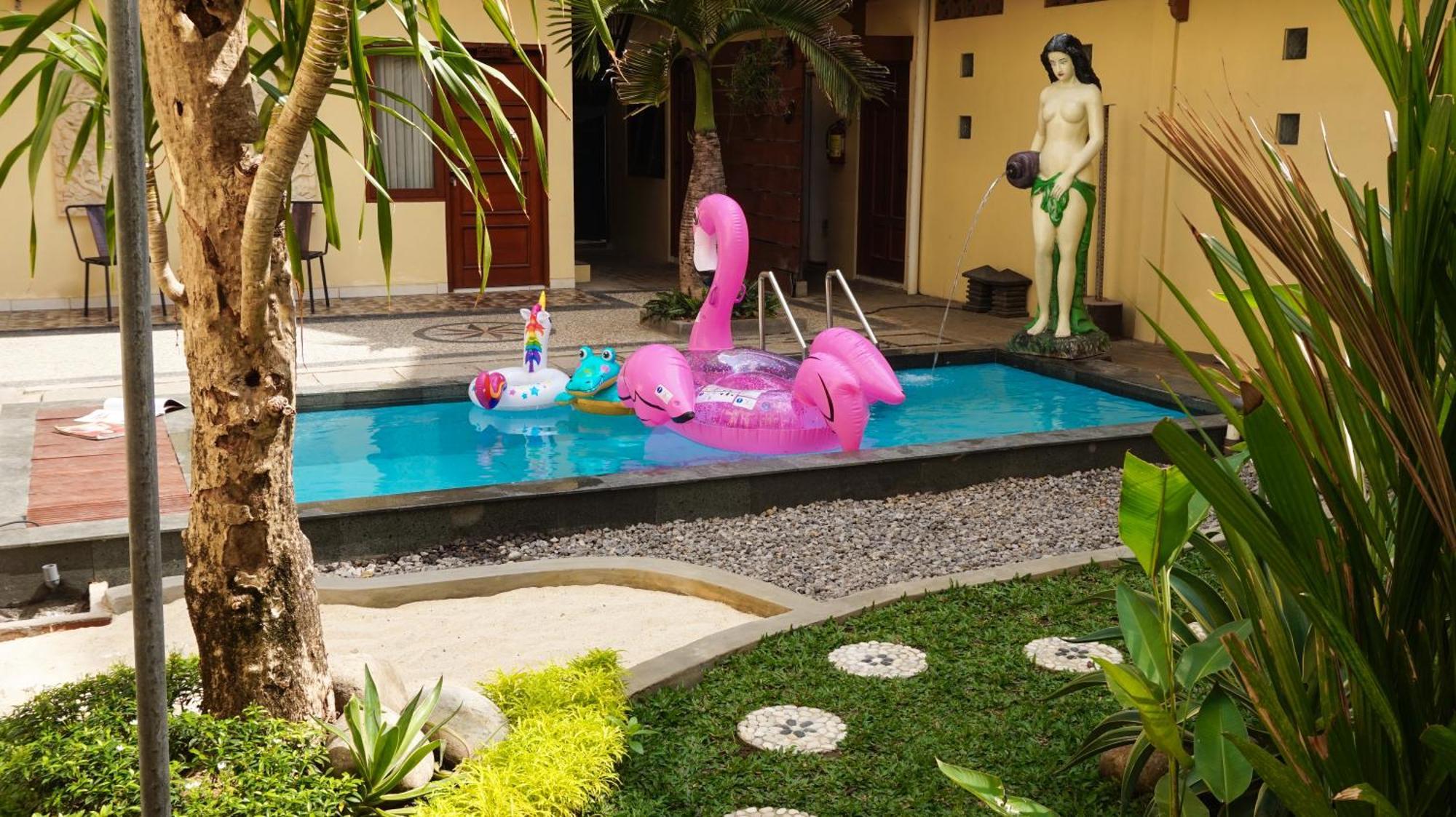 Roemah Canting Homestay Yogyakarta Ngoại thất bức ảnh